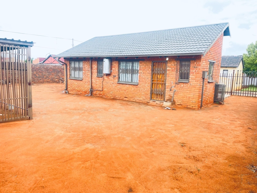 3 Bedroom Property for Sale in Roodepan Northern Cape